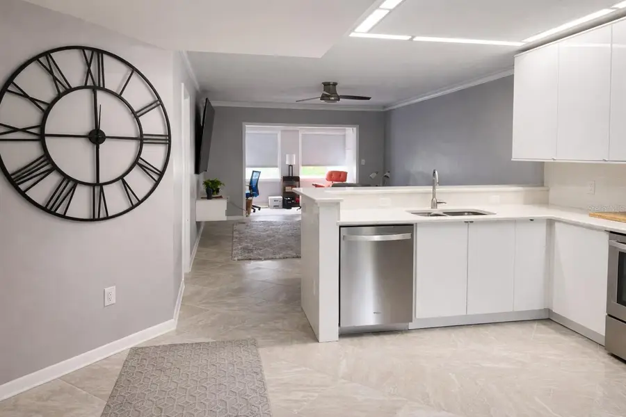 8651 10th Street N #228, Saint Petersburg, FL 33702 - #3