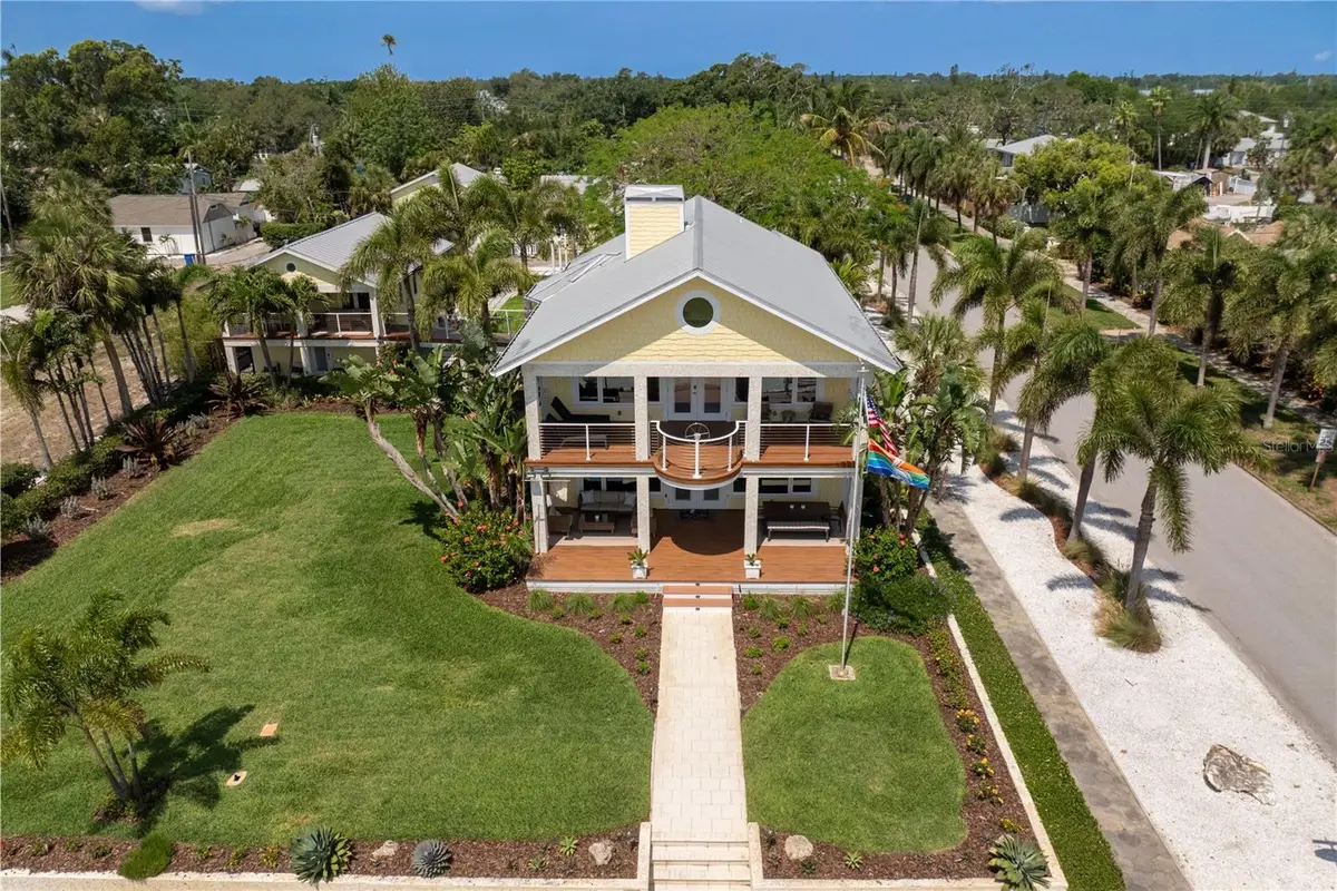 1803 Beach Drive Se, Saint Petersburg, FL 33705 - #1