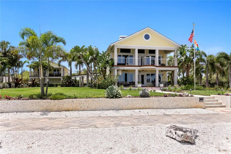 1803 Beach Drive Se, Saint Petersburg, FL 33705 - #2