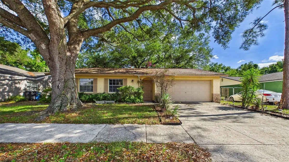 711 Regent Circle S, Brandon, FL 33511 - #1