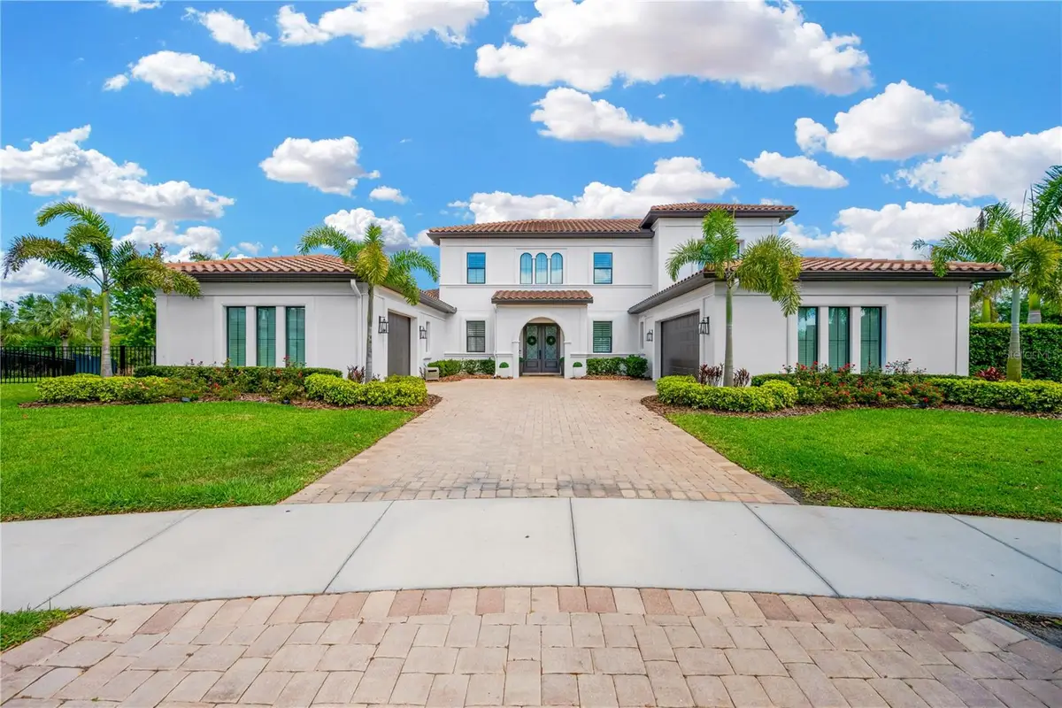 16419 Chapman Crossing Drive, Lithia, FL 33547 - #1