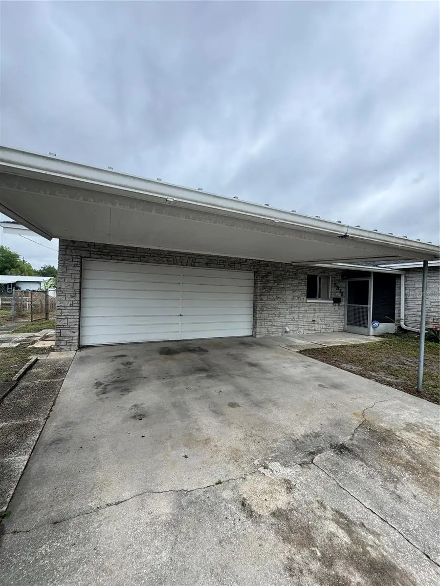 5813 Liverpool Drive, Tampa, FL 33615 - #2