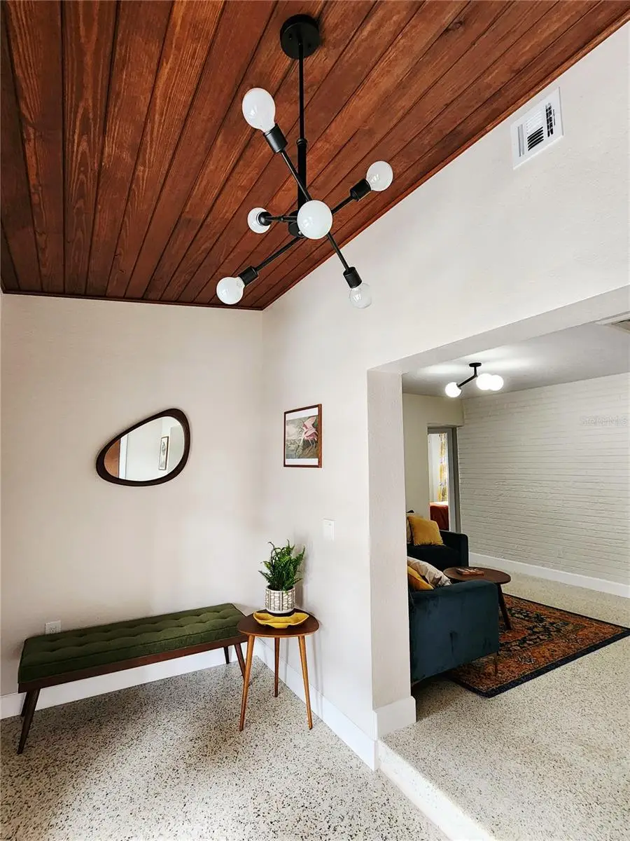 345 55th Avenue S, Saint Petersburg, FL 33705 - #3