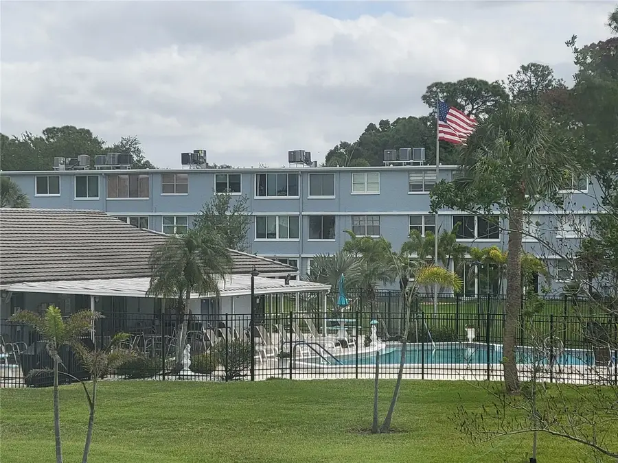 4715 Bay Street Ne #225, Saint Petersburg, FL 33703 - #3