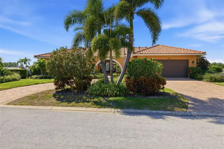 1997 Hawaii Avenue Ne, Saint Petersburg, FL 33703 - #2