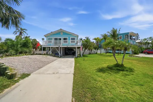 15823 Redington Drive, REDINGTON BEACH, FL 33708