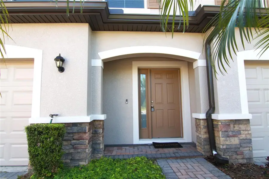 3820 Silverlake Way, Wesley Chapel, FL 33544 - #2