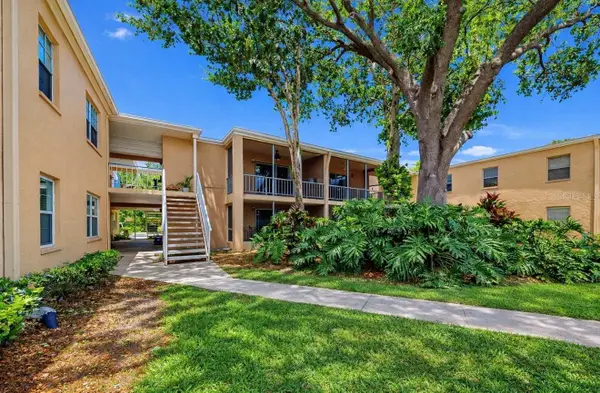 4724 Christa Court #322, TAMPA, FL 33614