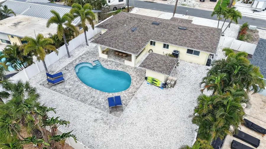 517 39th Avenue, Saint Pete Beach, FL 33706 - #3