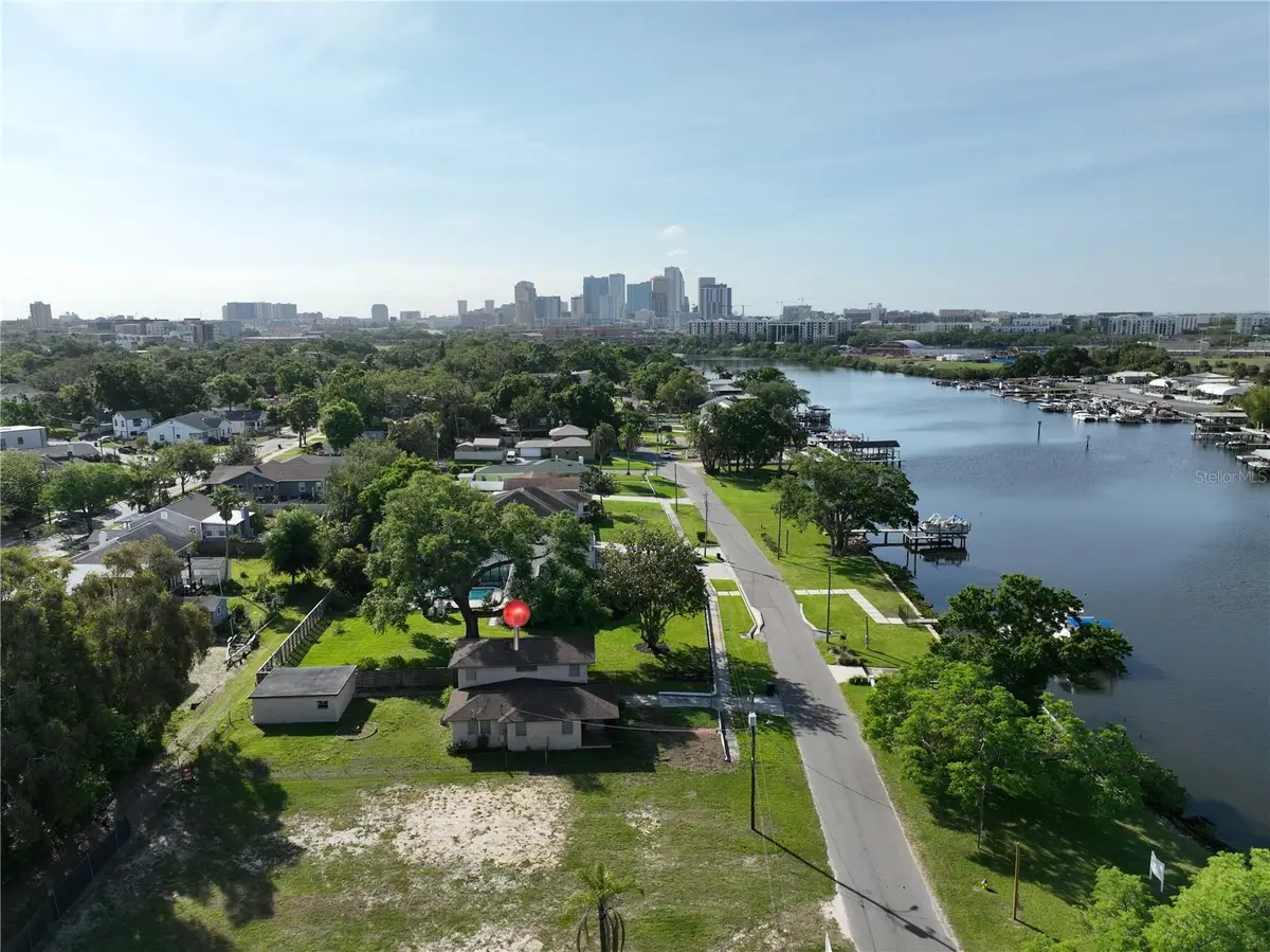 2515 N Riverside Drive, Tampa, FL 33602 - #1