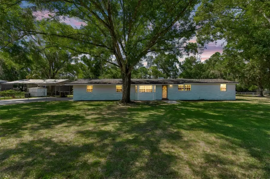 608 Krazy Lane, Lutz, FL 33548 - #2