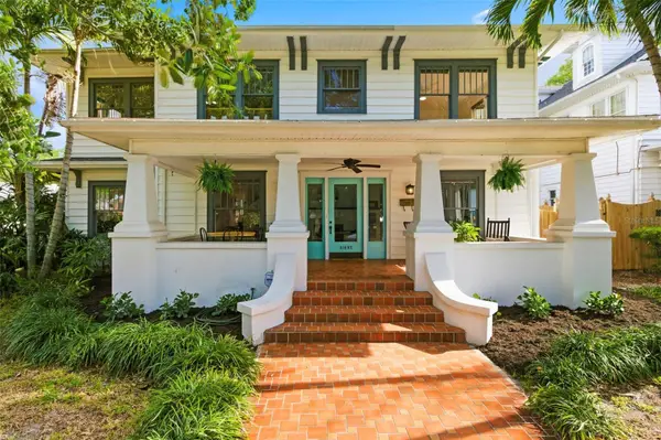 816 16th Avenue Ne, ST PETERSBURG, FL 33704