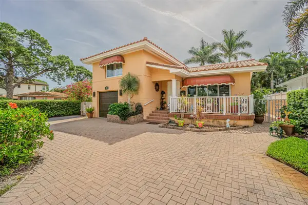 243 Snell Isle Boulevard Ne, ST PETERSBURG, FL 33704