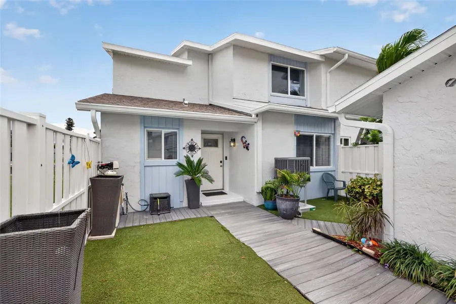 6537 Cape Hatteras Way Ne #1, Saint Petersburg, FL 33702 - #3