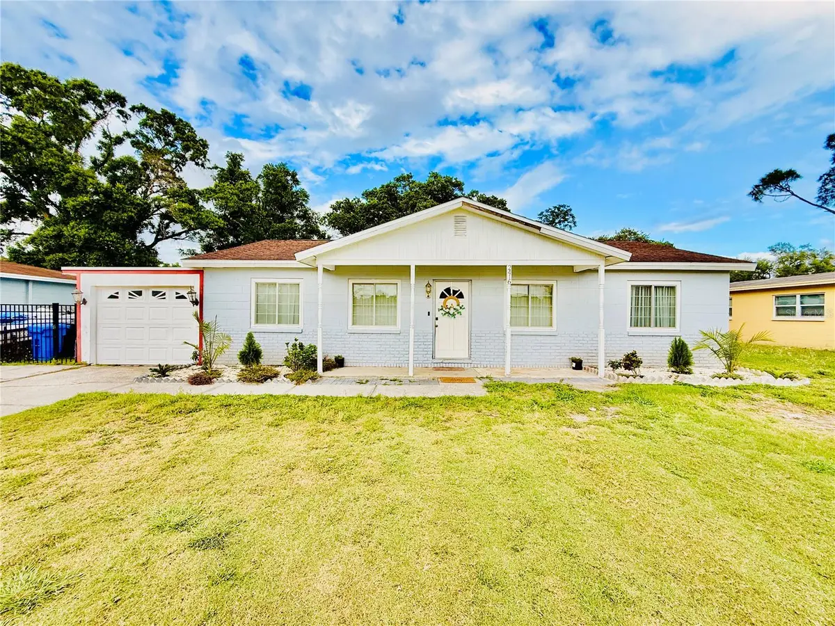 2416 Wishing Well Circle, Tampa, FL 33619 - #1