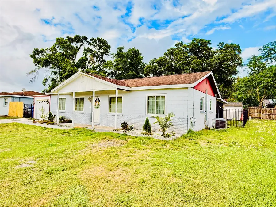 2416 Wishing Well Circle, Tampa, FL 33619 - #2