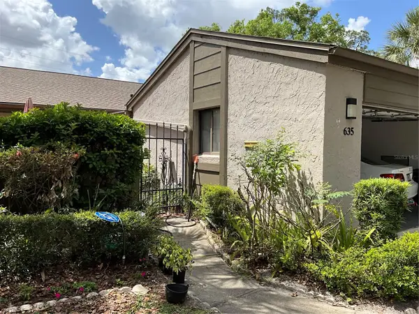 635 Woodridge Drive, FERN PARK, FL 32730