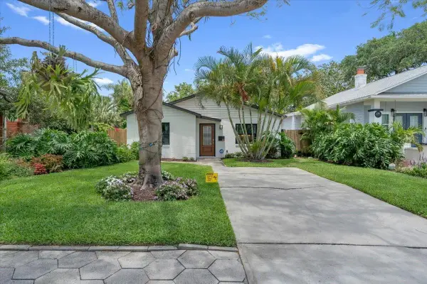 165 19th Avenue Se, ST PETERSBURG, FL 33705