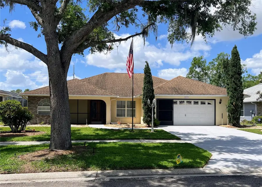 6645 Northlake Drive, Zephyrhills, FL 33542 - #2