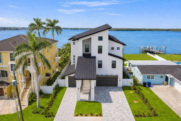 1843 Bayou Grande Boulevard Ne, ST PETERSBURG, FL 33703