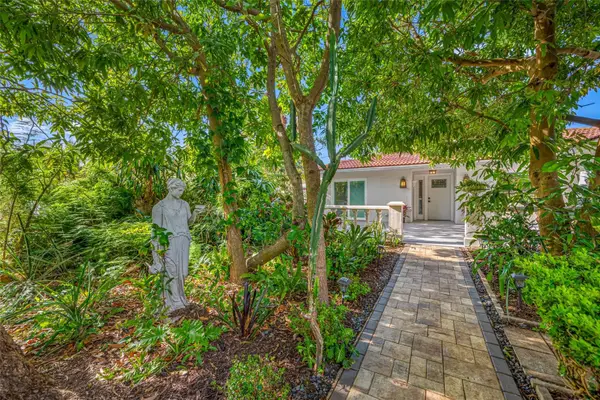 1764 Linwood Circle, CLEARWATER, FL 33755