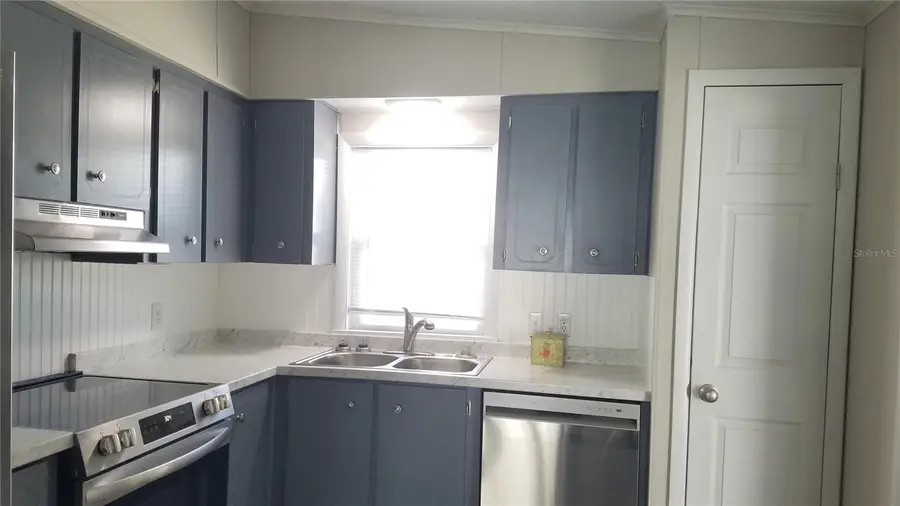 37537 Pinata Avenue, Zephyrhills, FL 33541 - #2