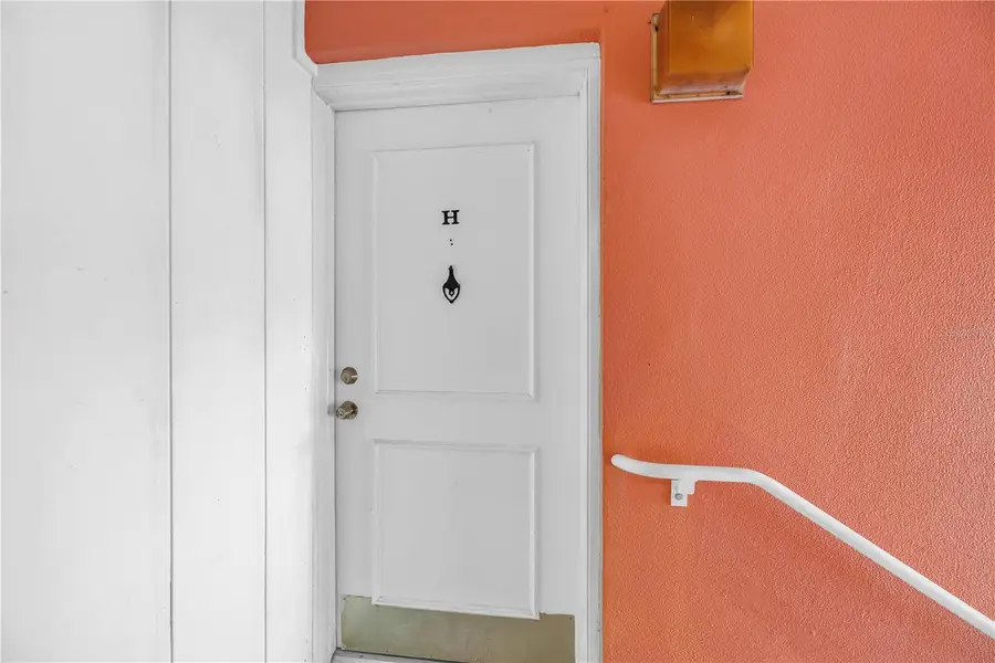 3795 41st Lane S #H, Saint Petersburg, FL 33711 - #2