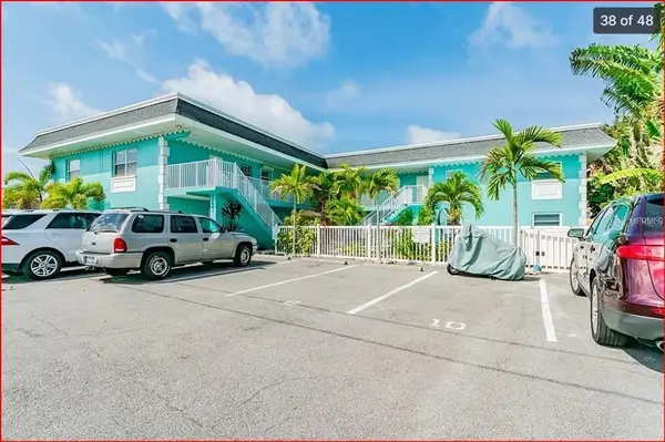 11440 1st Street E #6, TREASURE ISLAND, FL 33706