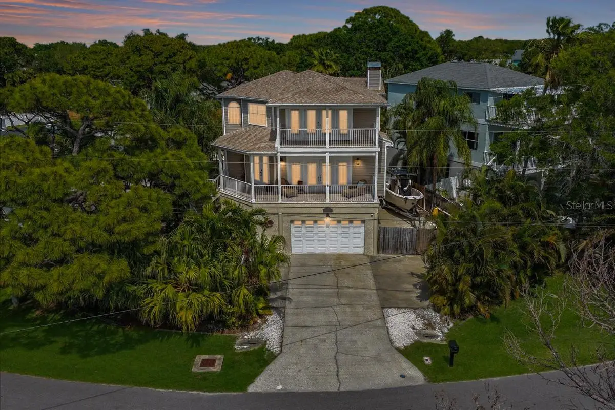196 Shore Drive, Palm Harbor, FL 34683 - #1