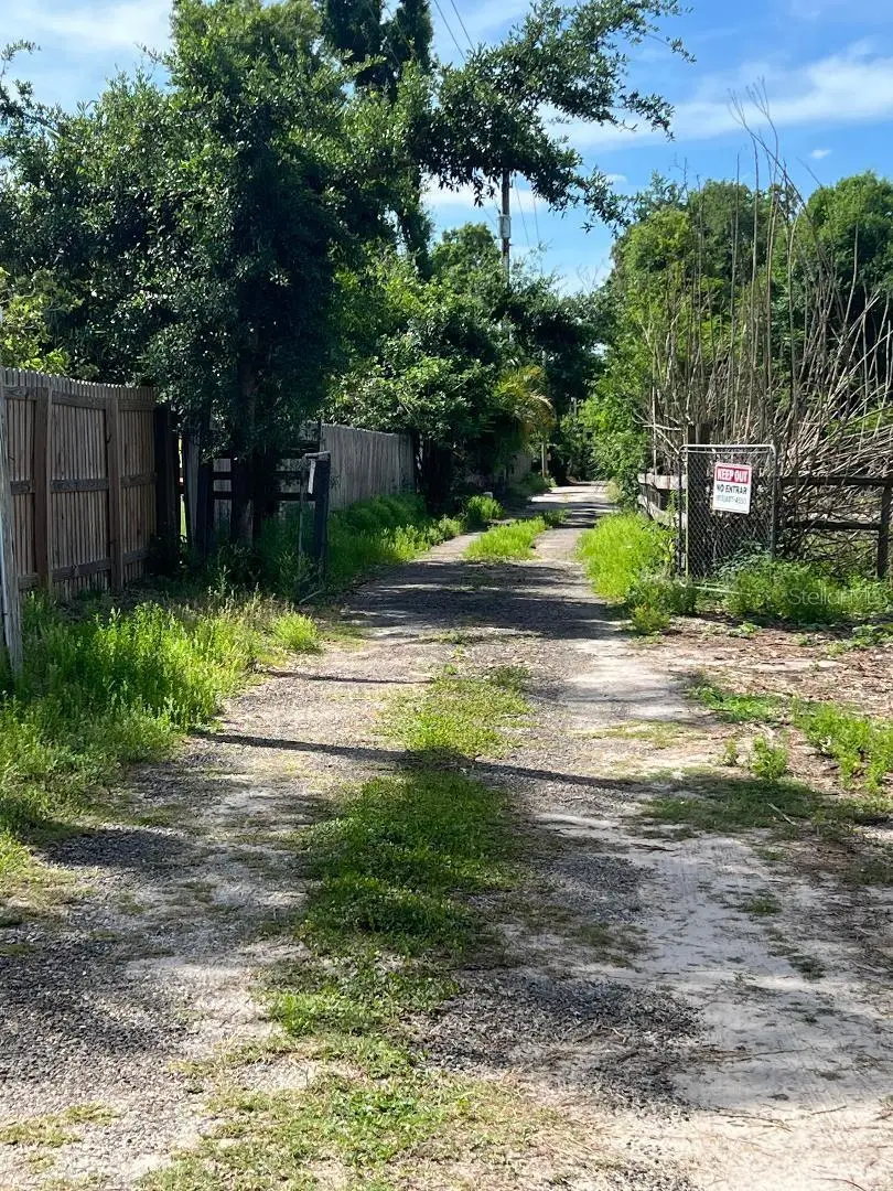 15617 Casey Road, Tampa, FL 33624 - #3