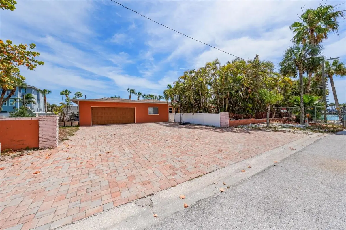 630-650 79th Avenue, Saint Pete Beach, FL 33706 - #1