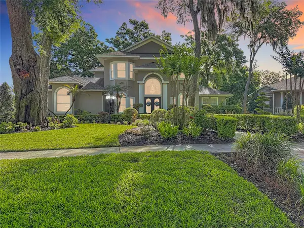 2425 Valrico Forest Drive, VALRICO, FL 33594