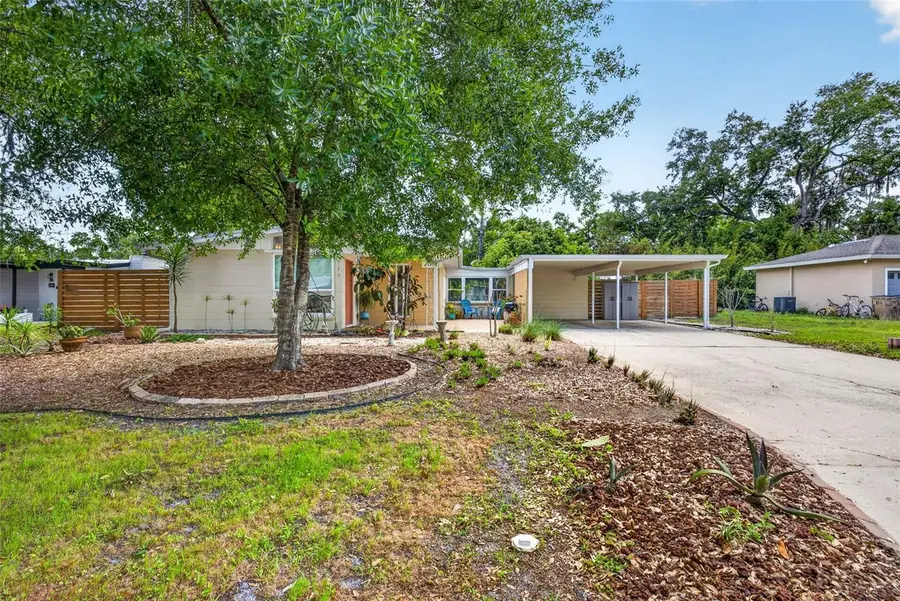 515 Broxburn Avenue, Temple Terrace, FL 33617 - #3
