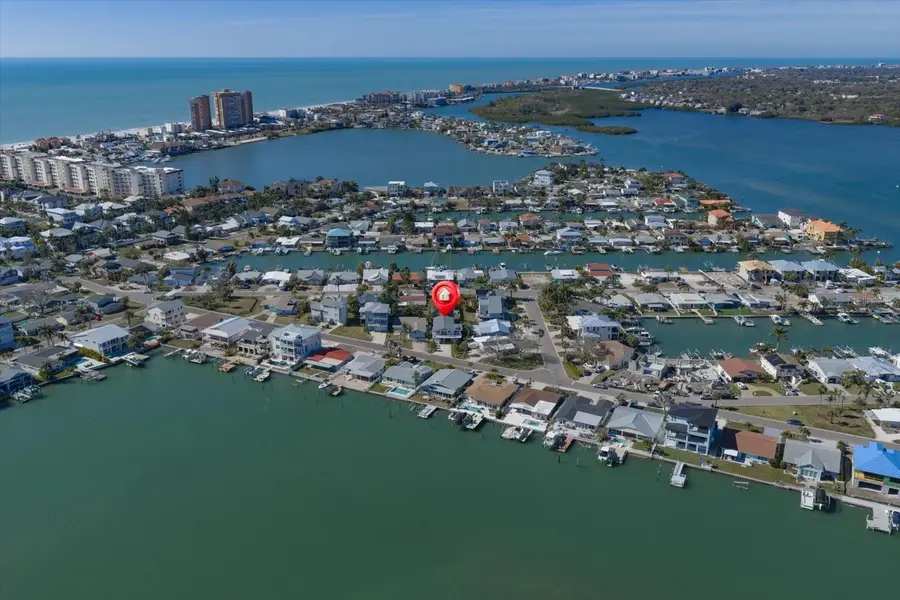 218 176th Avenue E, Redington Shores, FL 33708 - #2