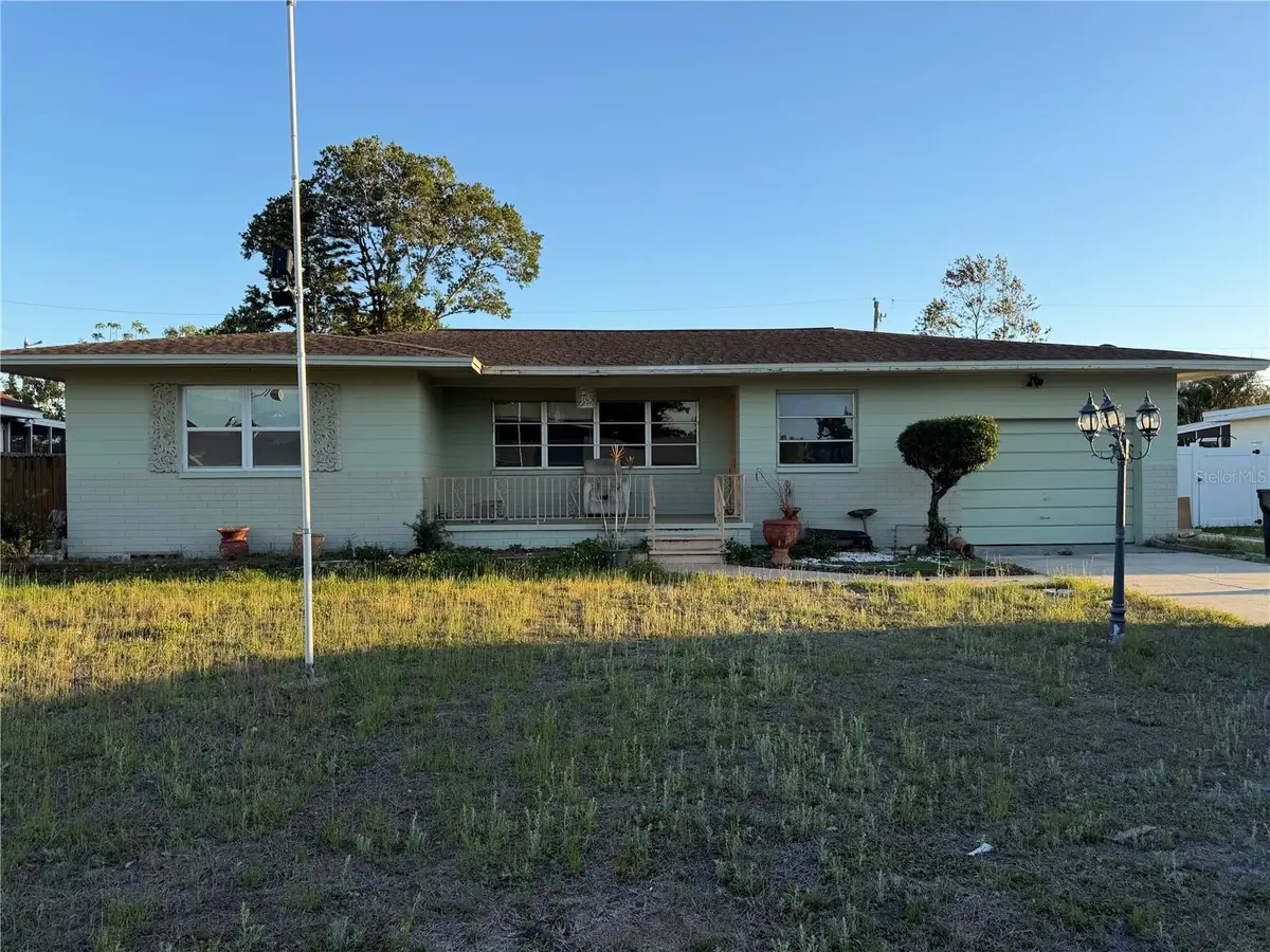 4920 49th Avenue N, Saint Petersburg, FL 33709 - #1