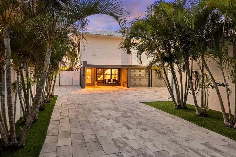 439 Causeway Boulevard, Dunedin, FL 34698 - #2