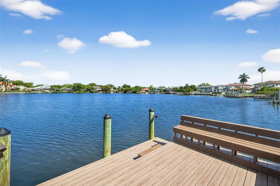460 Coffee Pot Riviera Ne, Saint Petersburg, FL 33704 - #3
