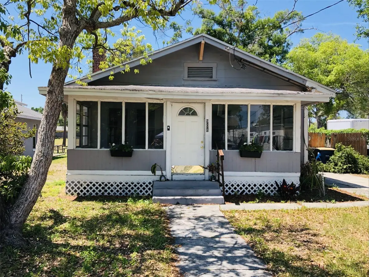 908 Vine Avenue, Clearwater, FL 33755 - #1