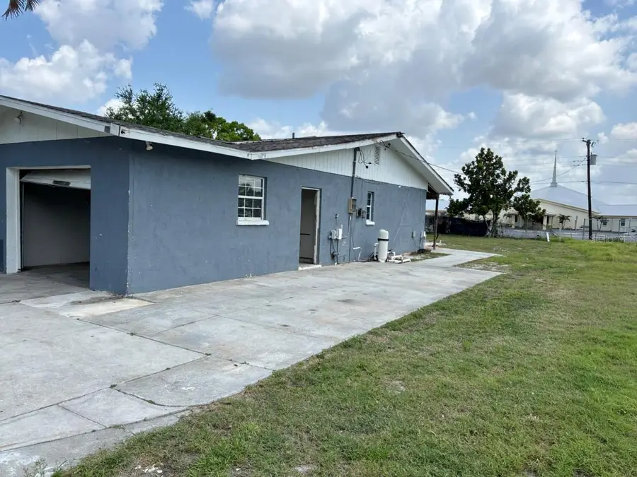 6329 11th Street Court E, Bradenton, FL 34203 - #2