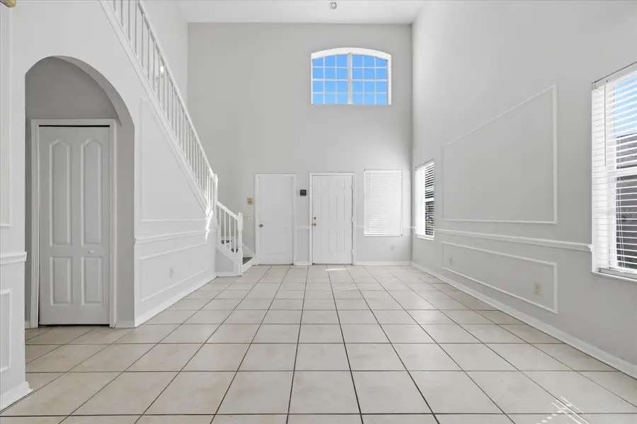 8123 Canterbury Lake Boulevard, Tampa, FL 33619 - #3