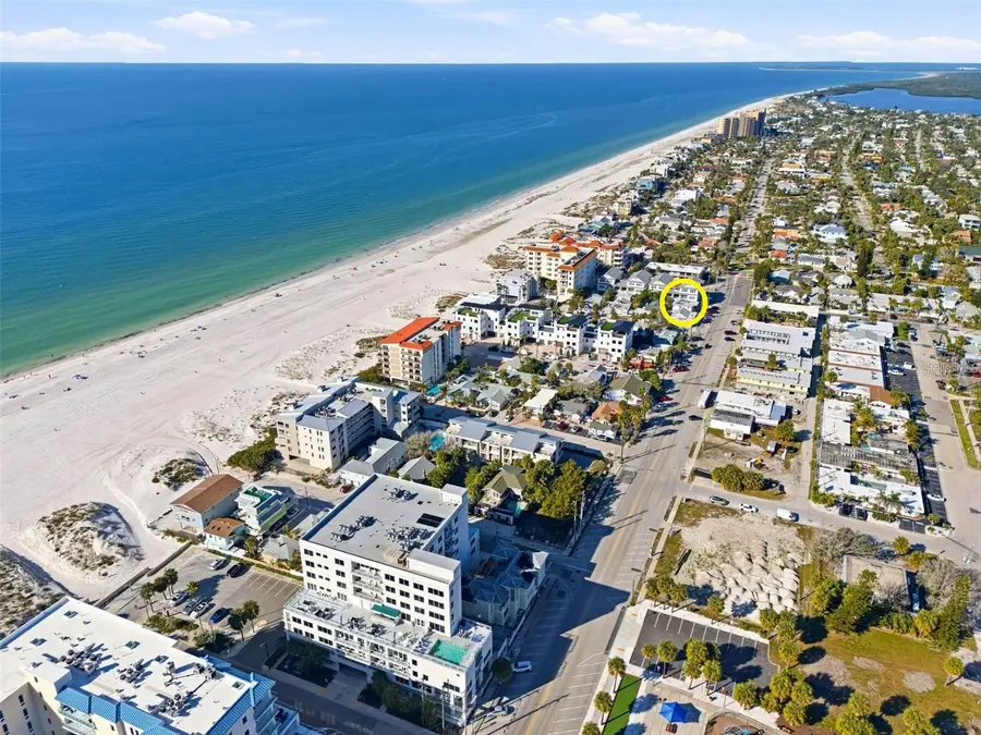 664 Mandalay Avenue, Clearwater Beach, FL 33767 - #2