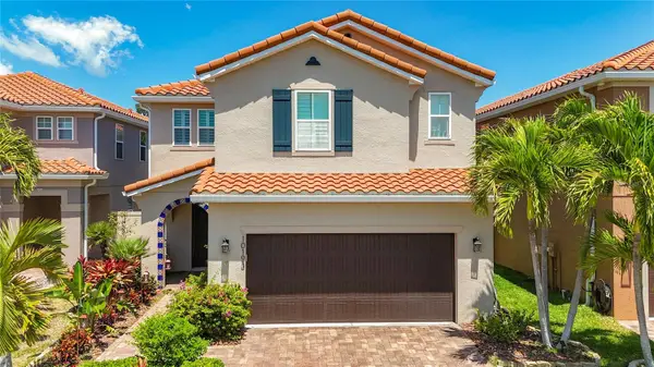 10193 Grand Oak Circle, MADEIRA BEACH, FL 33708