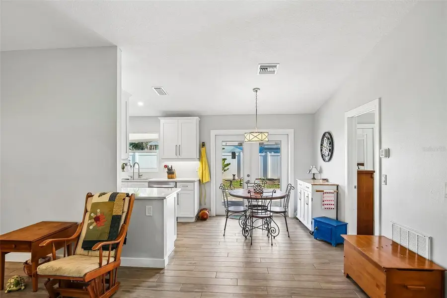 4390 Trout Drive Se, Saint Petersburg, FL 33705 - #3