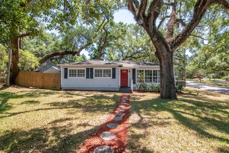 2101 E Howell Street, Tampa, FL 33610 - #2