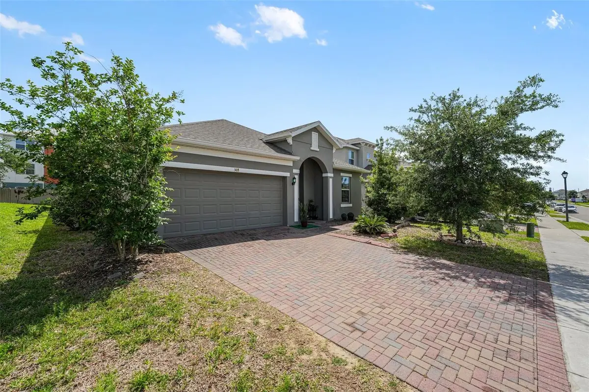 501 Sapphire Dr, Davenport, FL 33837 - #1