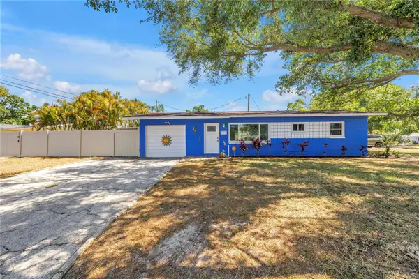 5698 24th Terrace N, ST PETERSBURG, FL 33710