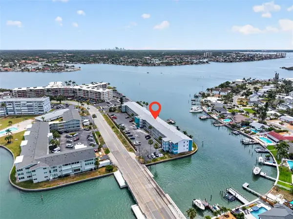1893 Shore Drive S #214, SOUTH PASADENA, FL 33707