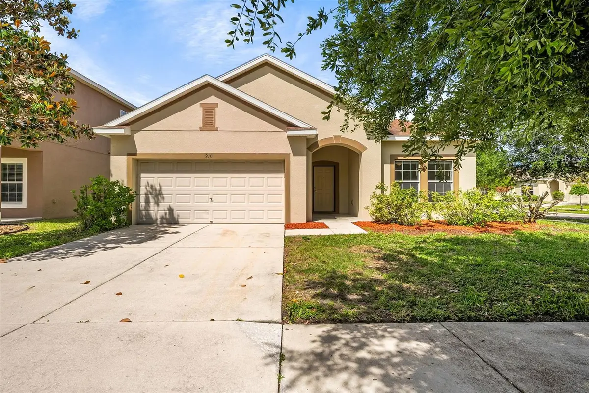 910 Fern Leaf Drive, Ruskin, FL 33570 - #1