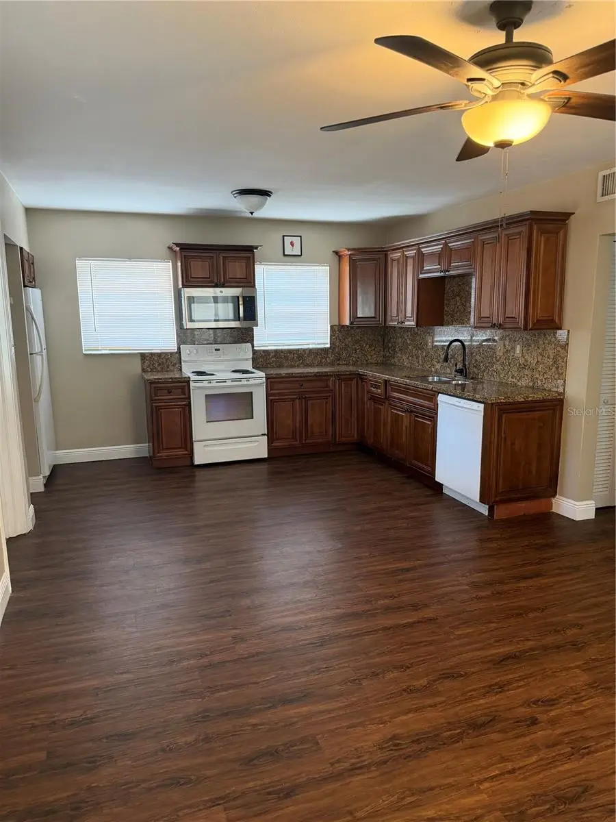 3522 W Paul Avenue, Tampa, FL 33611 - #3