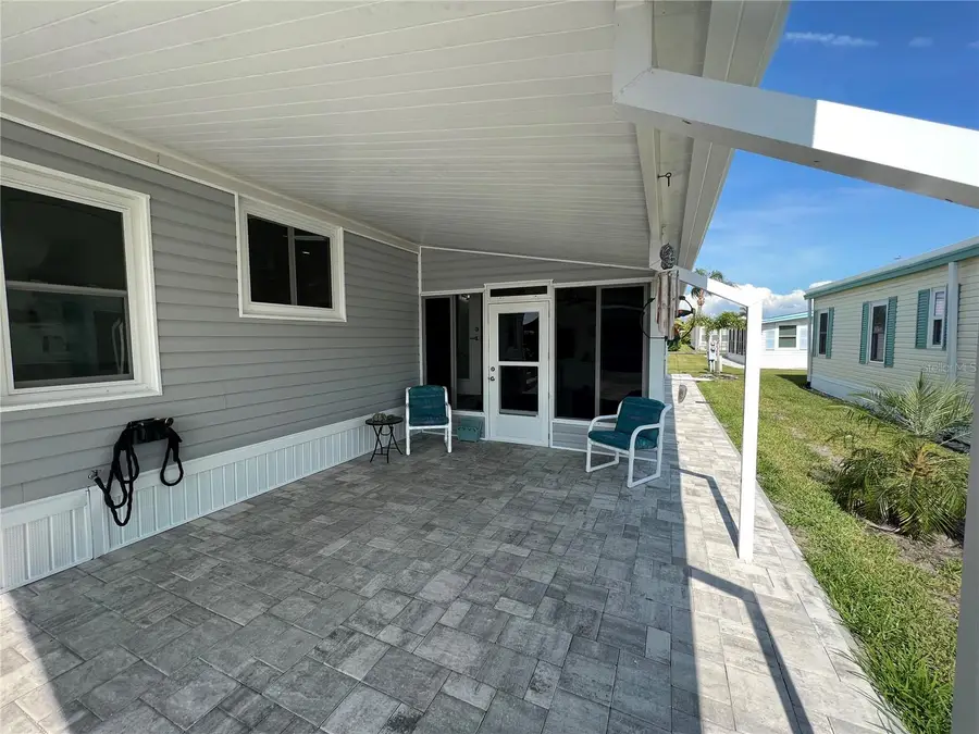 2038 Maui Drive, Holiday, FL 34691 - #2
